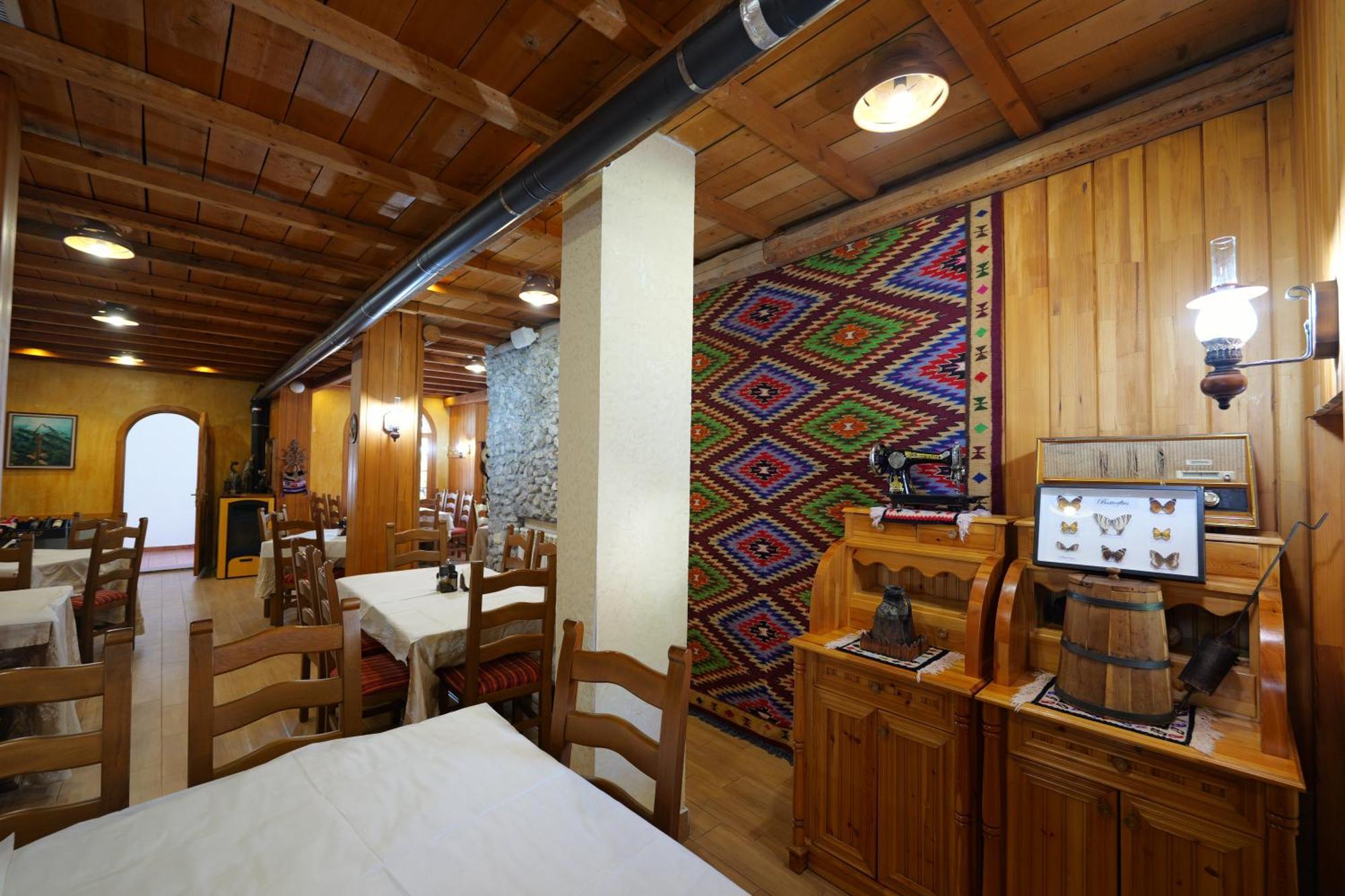 Hotel Sofo Dukat Exterior photo